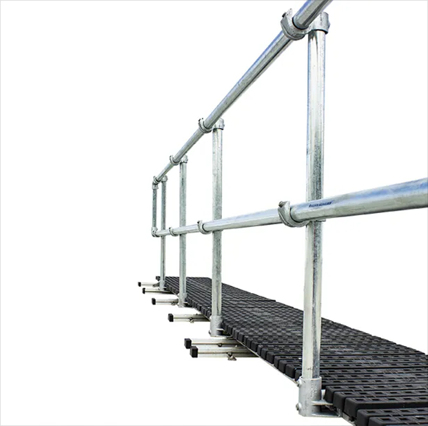 Kee Walk® Guarded Walkway - Roof Guardrails